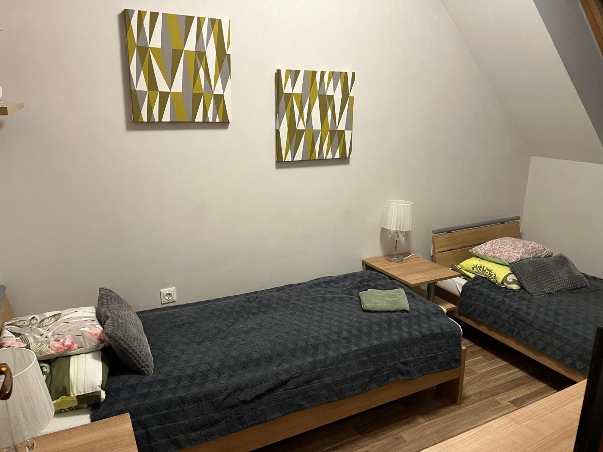 Brookforest Family Apartman ไฮจ์ดุสโซบอสโล ภายนอก รูปภาพ